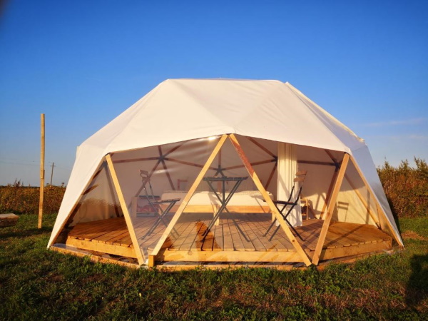 Dome-Tent